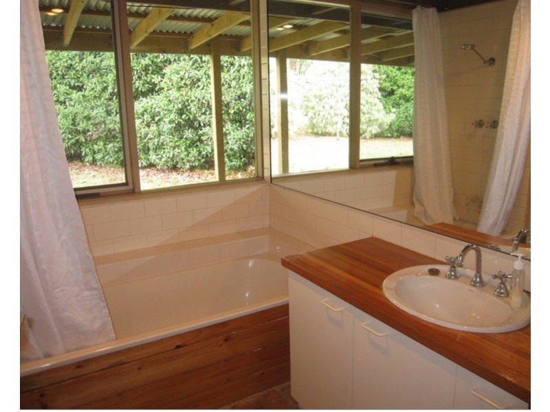 32 Considine Drive, Yinnar South VIC 3869