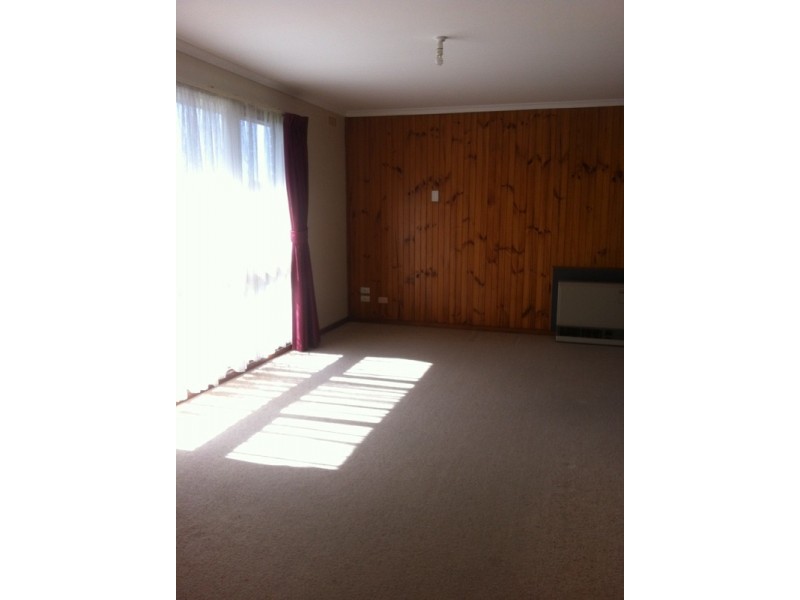 9 Bridle Road, Morwell VIC 3840