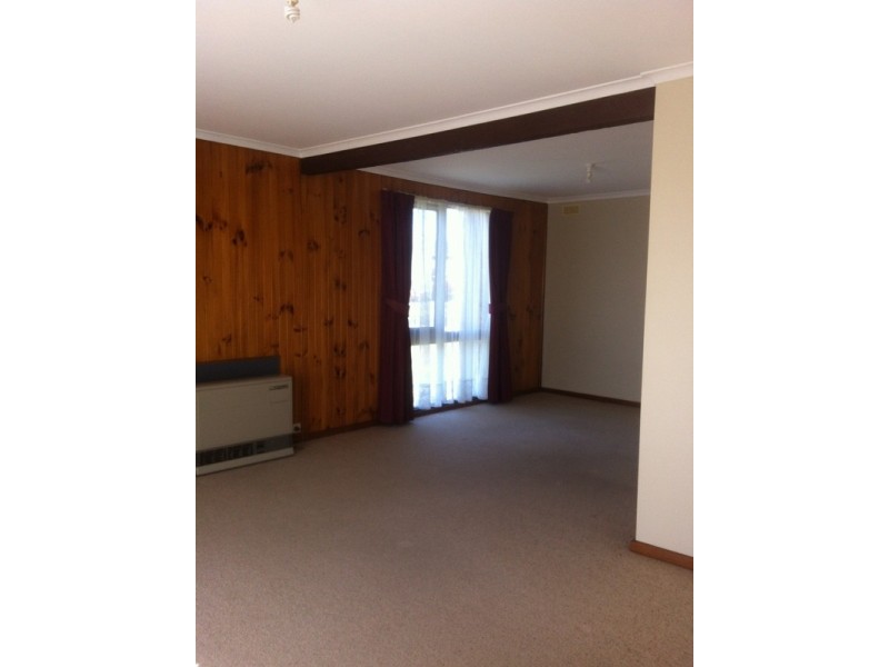 9 Bridle Road, Morwell VIC 3840