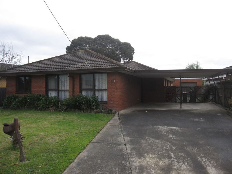 17 Gillies Crescent, Morwell VIC 3840