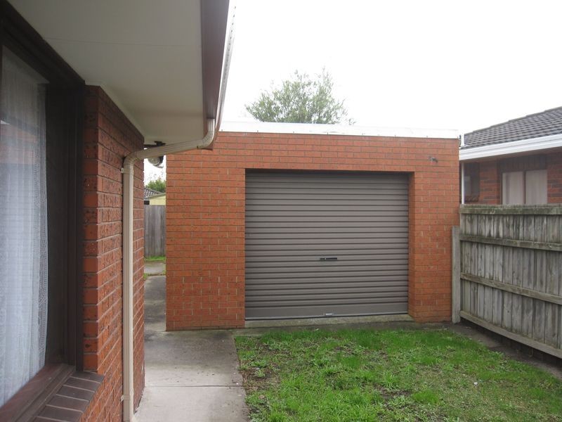 17 Gillies Crescent, Morwell VIC 3840