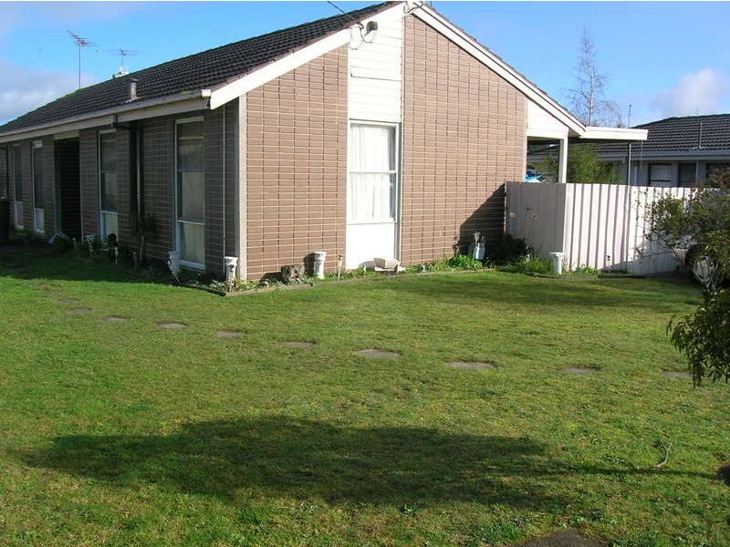 44 Maple Crescent, Churchill VIC 3842