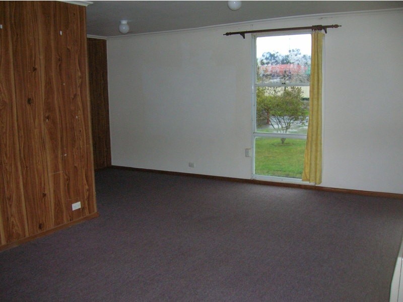 44 Maple Crescent, Churchill VIC 3842