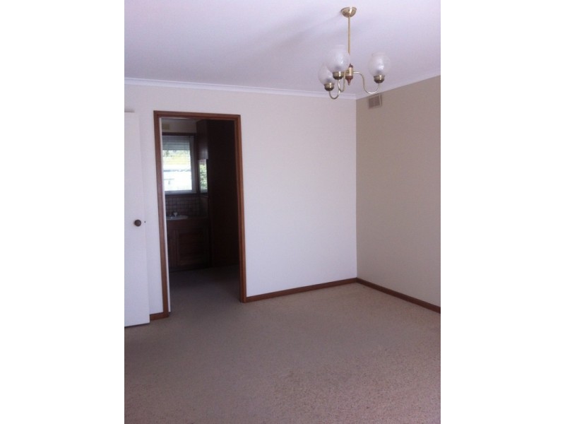 9 Bridle Road, Morwell VIC 3840