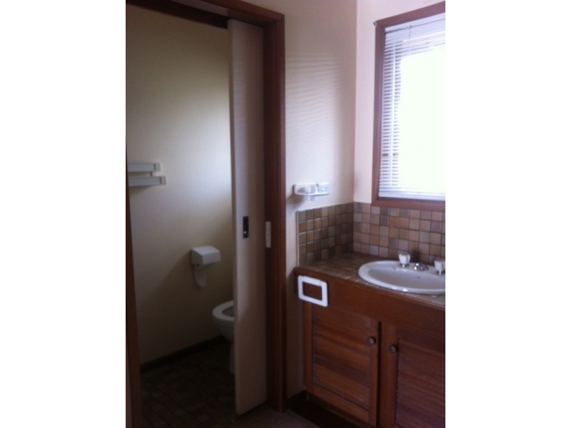 9 Bridle Road, Morwell VIC 3840