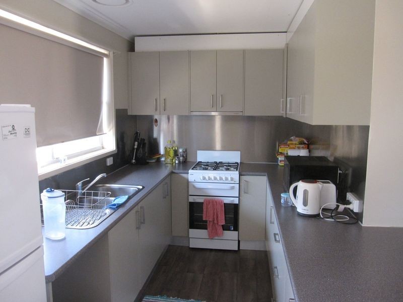 1  Coolabah Drive, Churchill VIC 3842