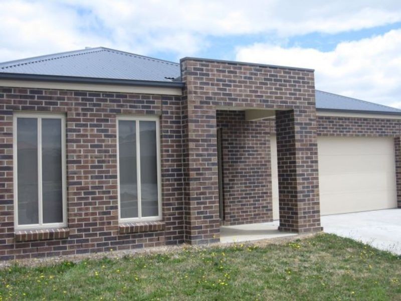 9 Beswick Court, Churchill VIC 3842