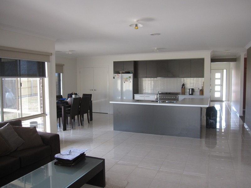 9 Beswick Court, Churchill VIC 3842