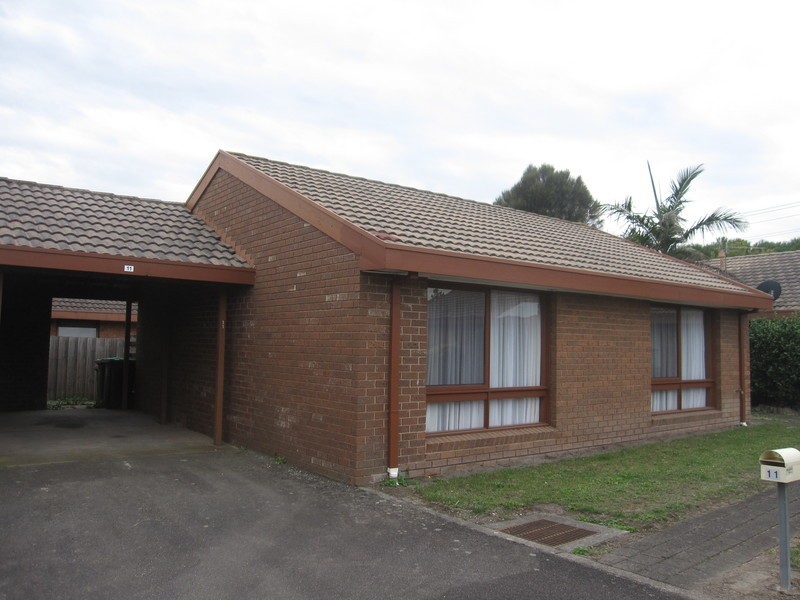 12  Strath Place, Morwell VIC 3840