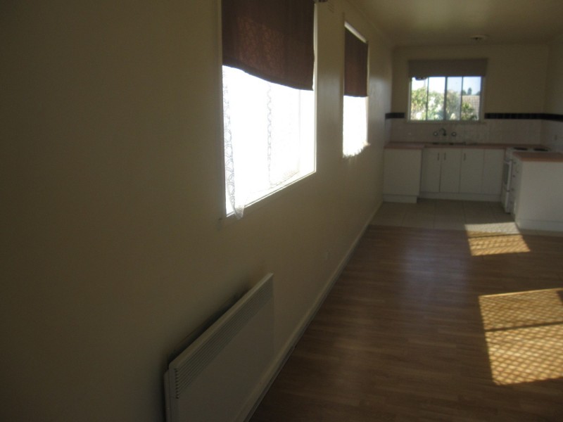 16/153 Buckley Street, Morwell VIC 3840 B.J. & Co. Real