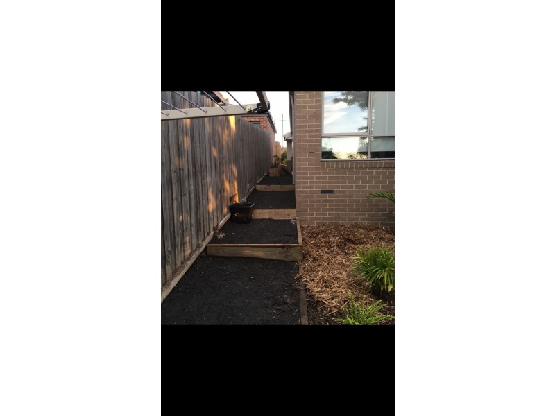 49 Mountain Grey Rise, Morwell VIC 3840