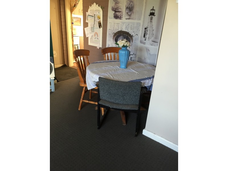 2/10 Jennifer Street, Morwell VIC 3840