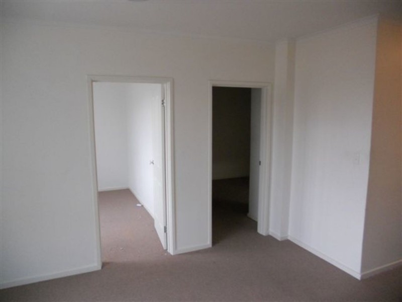 2/15 Well Street, Morwell VIC 3840