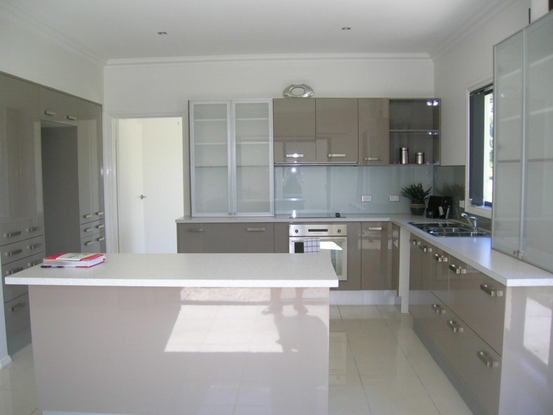 30 Jason Street, Morwell VIC 3840