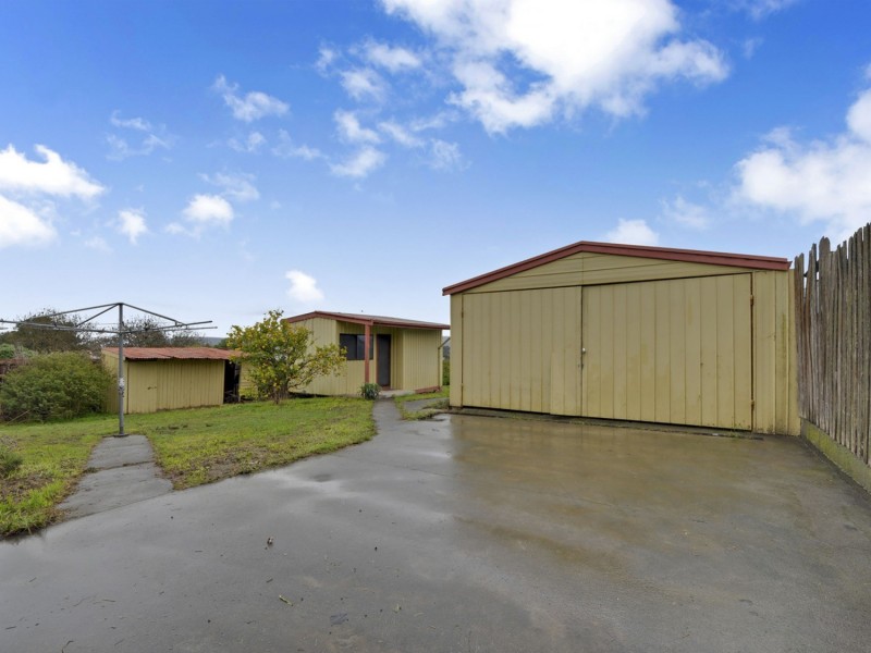 23 Hyland Street, Morwell VIC 3840