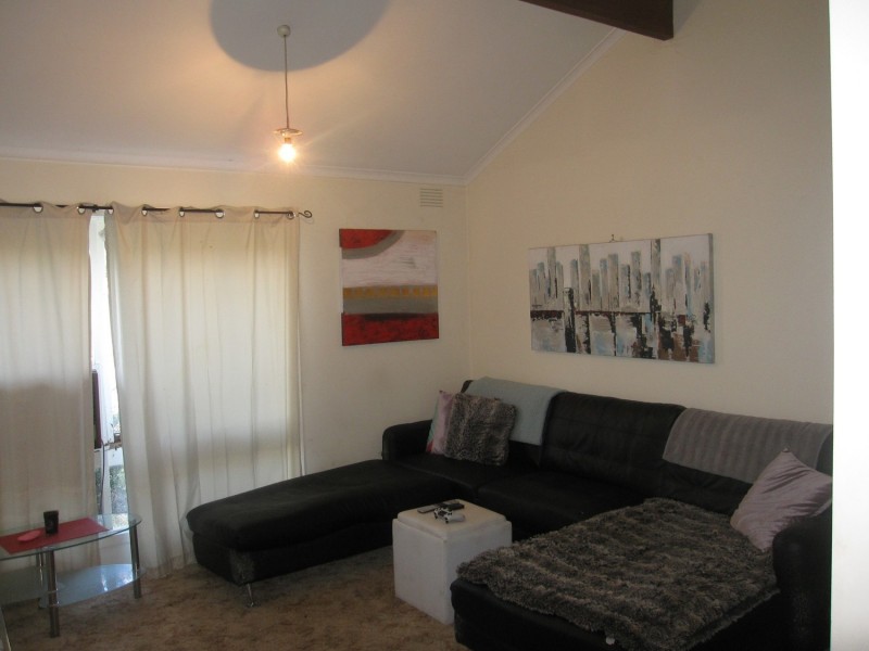 4 Bridgewater Drive, Morwell VIC 3840