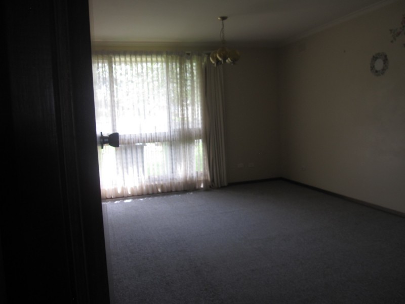 3 Bond Court, Churchill VIC 3842