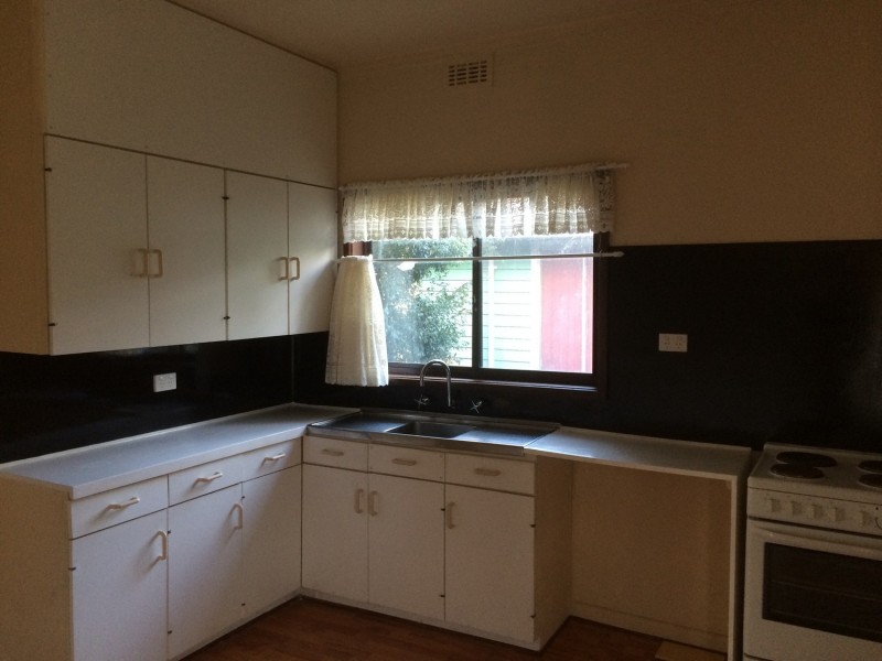 36 Churchill Road, Morwell VIC 3840