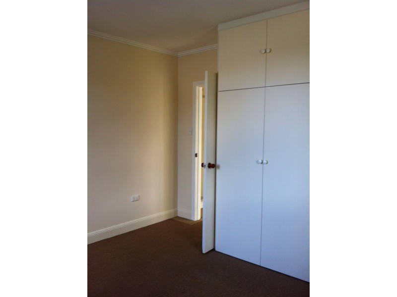 24 Barry Street, Morwell VIC 3840