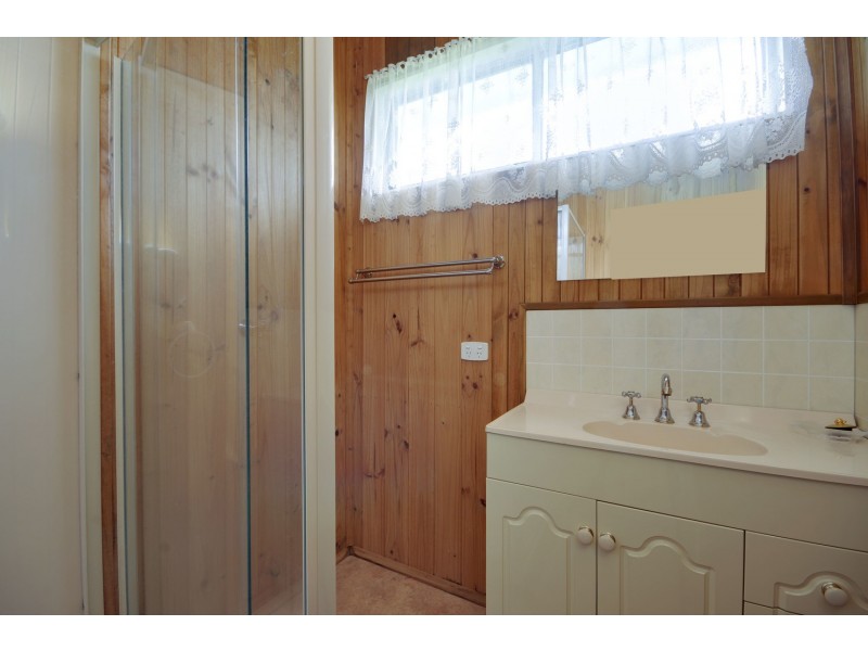 2 Tulloch Street, Morwell VIC 3840