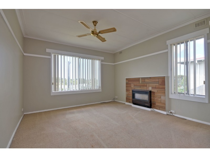 2 Tulloch Street, Morwell VIC 3840