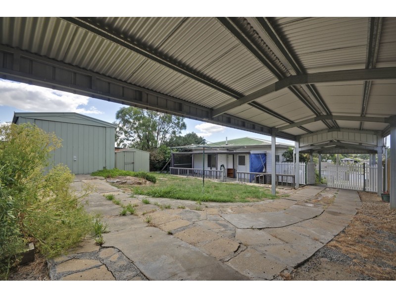 2 Tulloch Street, Morwell VIC 3840