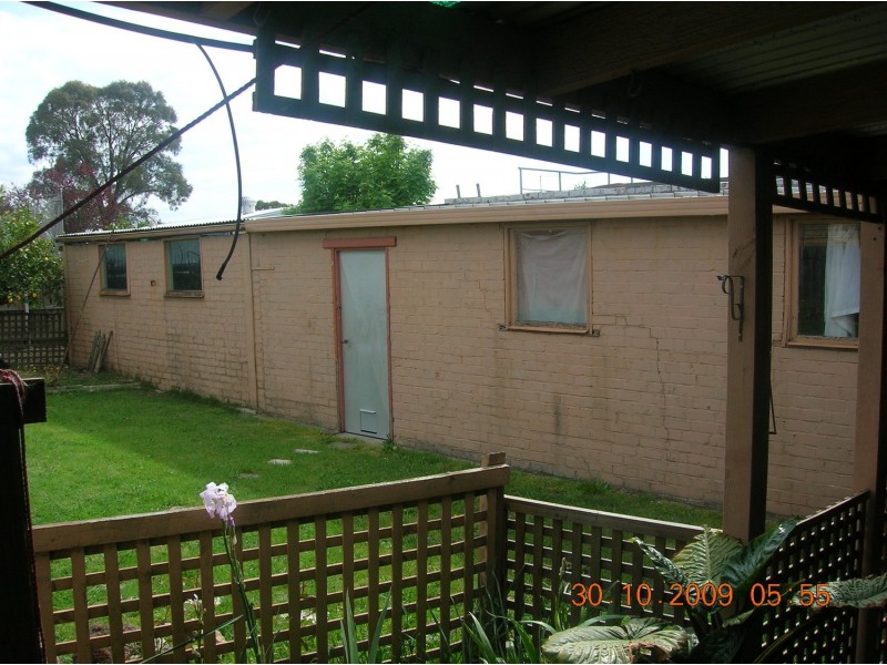 17 Savige Street, Morwell VIC 3840