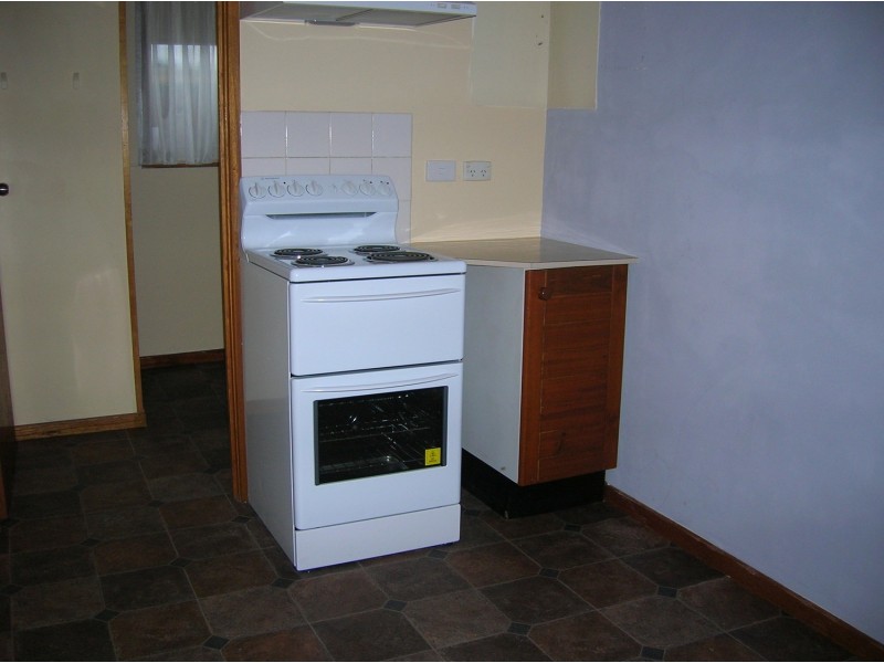 1/105 Elgin Street, Morwell VIC 3840