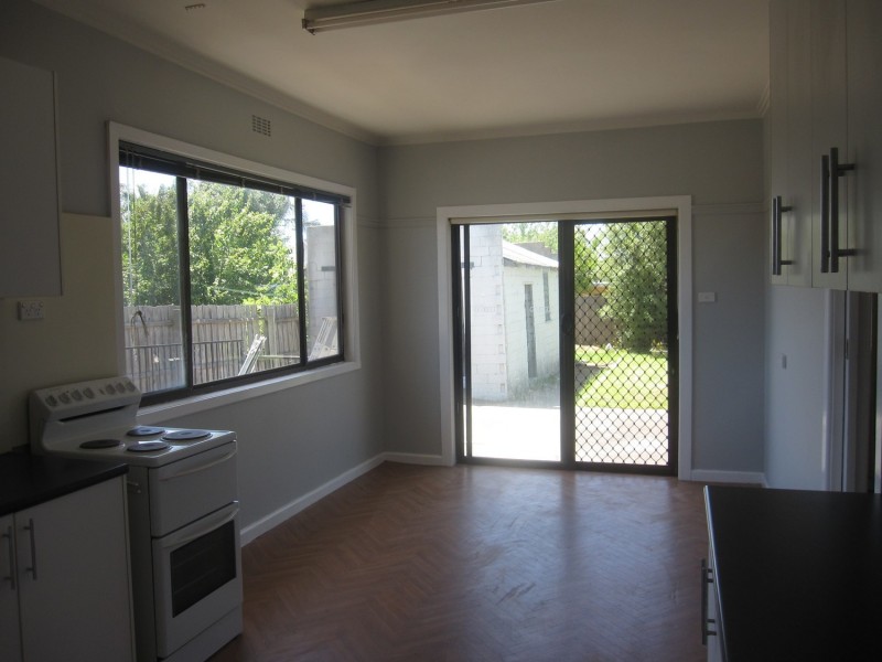16 Madden Street, Morwell VIC 3840