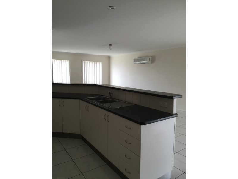 15 Parklands Place, Morwell VIC 3840