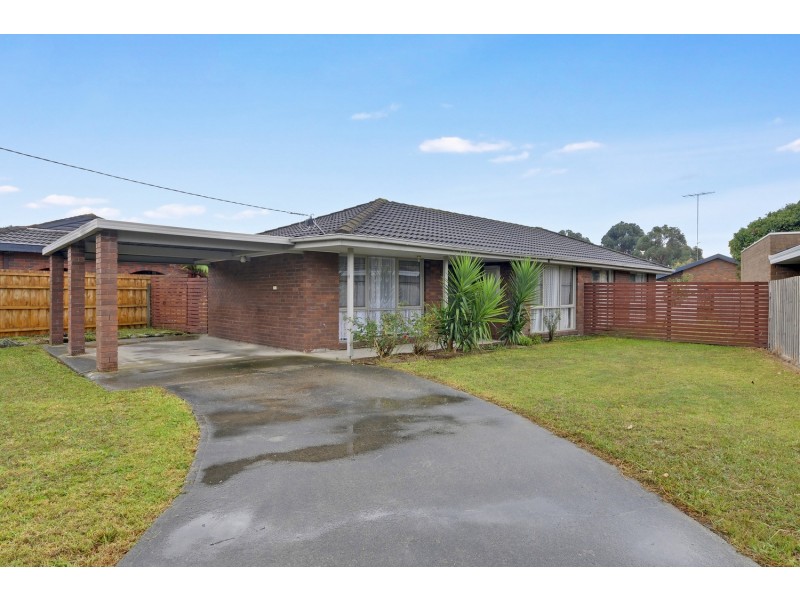 14 Rangeview Drive, Traralgon VIC 3844