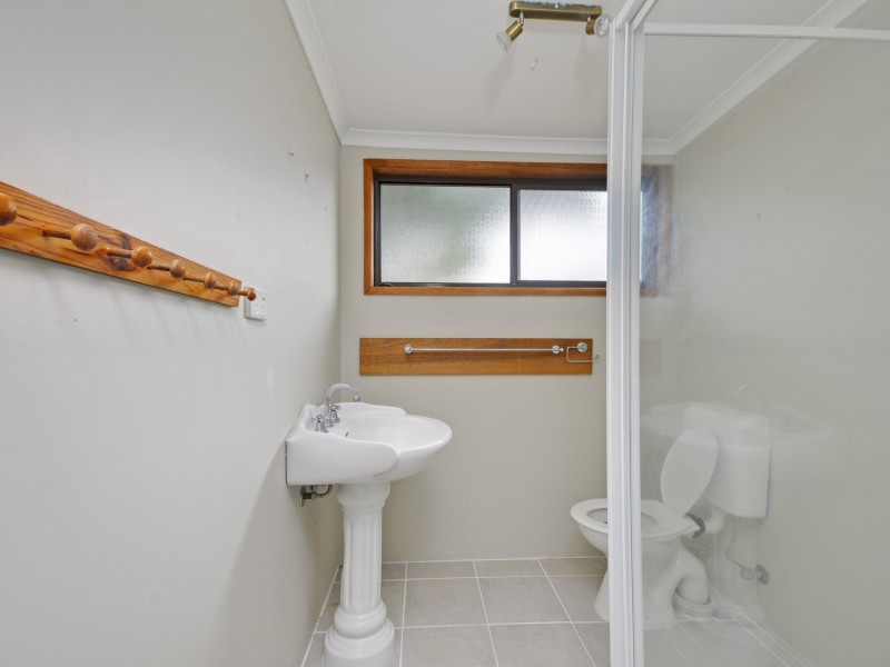 33 Giles Street, Mirboo North VIC 3871