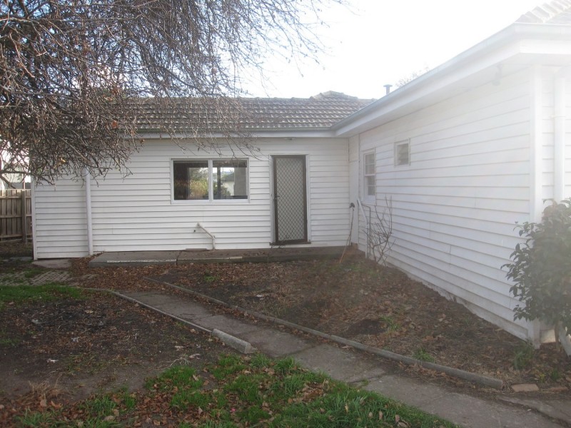 5 Charles Court, Morwell VIC 3840