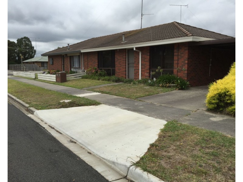 2/30 Spring Court, Morwell VIC 3840