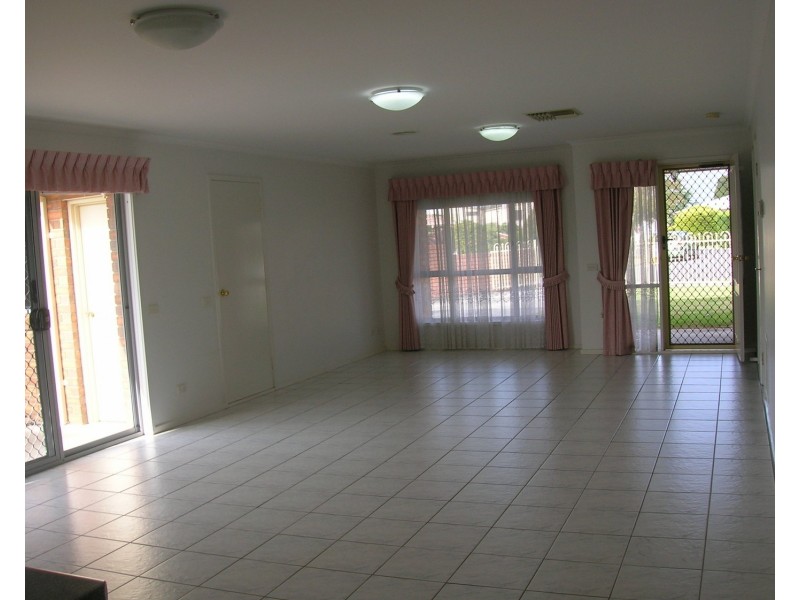 6 Lindon Court, Morwell VIC 3840