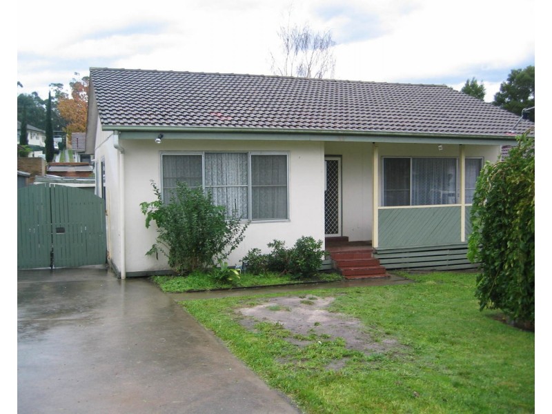 11 Porter Street, Morwell VIC 3840