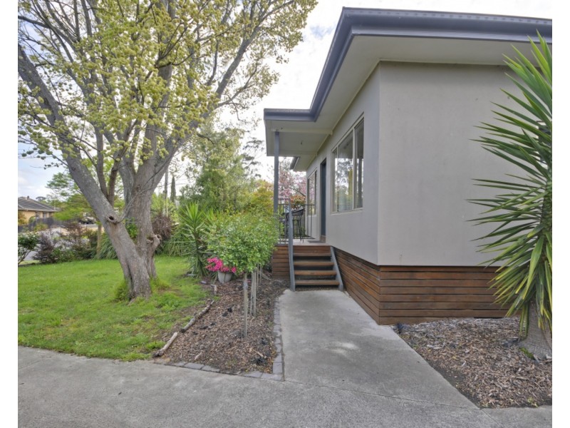 5 Beatrice Court, Morwell VIC 3840