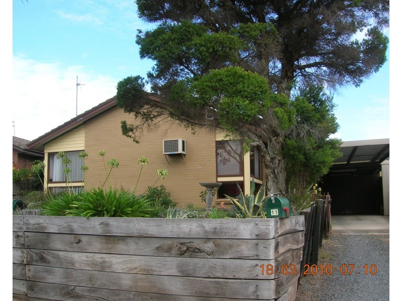 11 Willow Street, Churchill VIC 3842