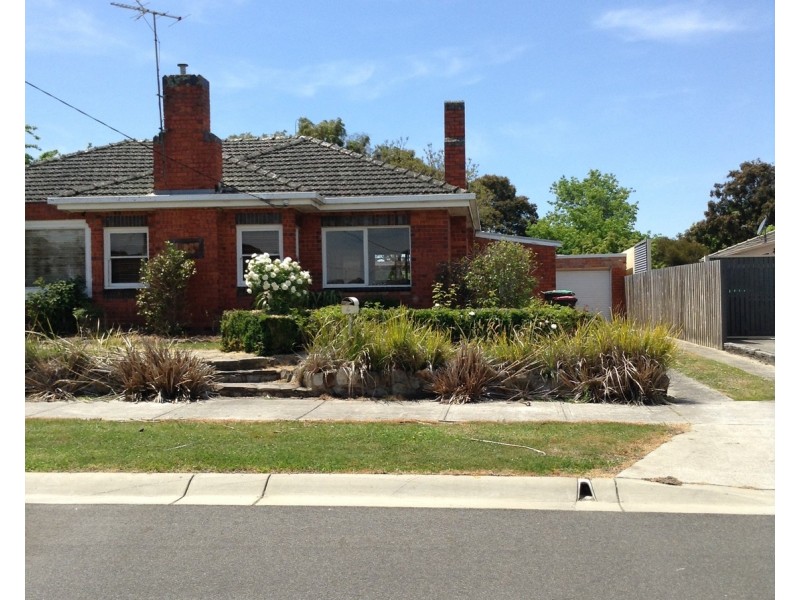 5 Valerie Court, Morwell VIC 3840