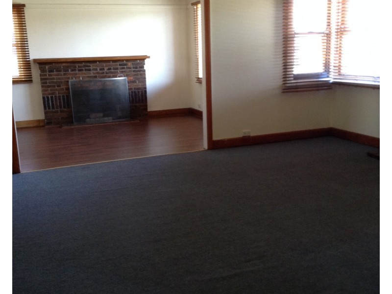 5 Valerie Court, Morwell VIC 3840