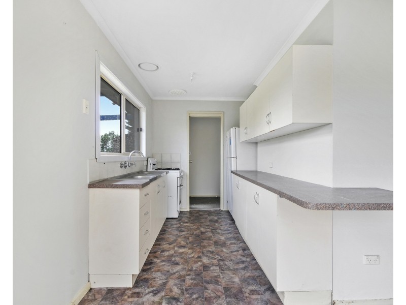 22 Symons Crescent, Morwell VIC 3840