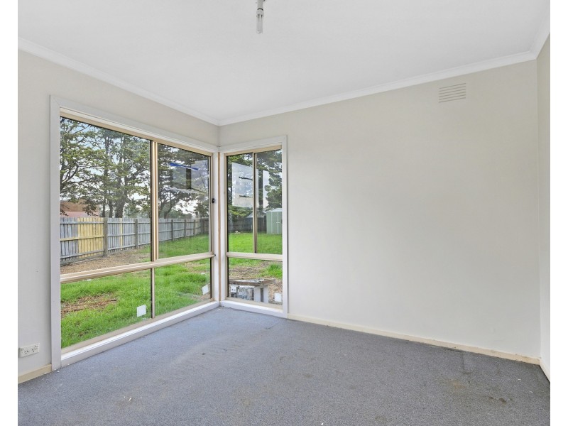22 Symons Crescent, Morwell VIC 3840