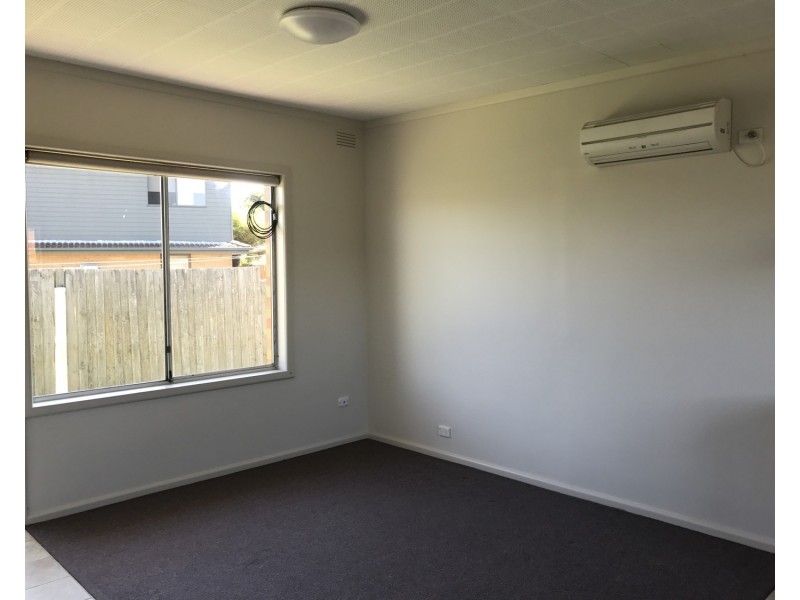 1/26 Cherry Crescent, Morwell VIC 3840