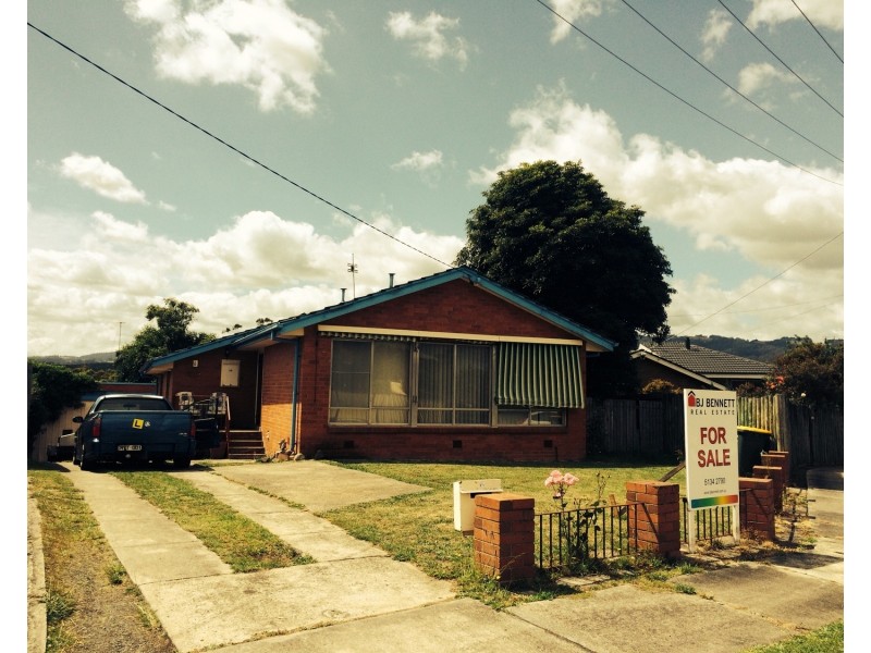 36 Dunbar Grove, Churchill VIC 3842