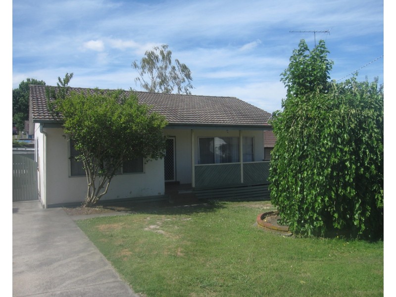 11 Porter Street, Morwell VIC 3840