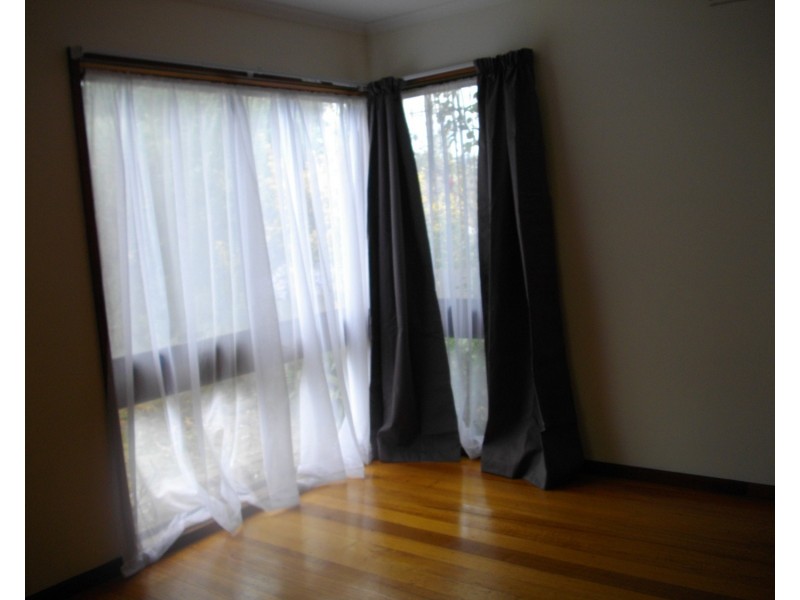 11 Willow Street, Churchill VIC 3842