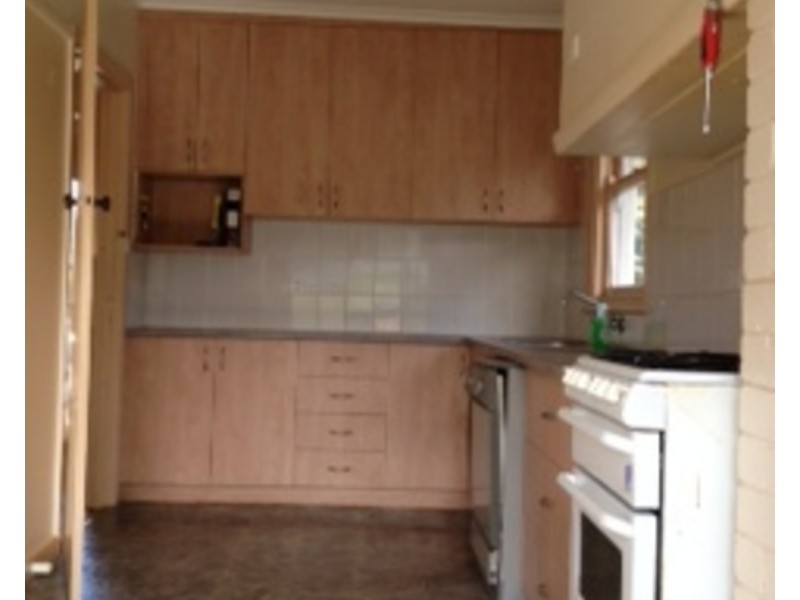 76 Robertson Street, Morwell VIC 3840