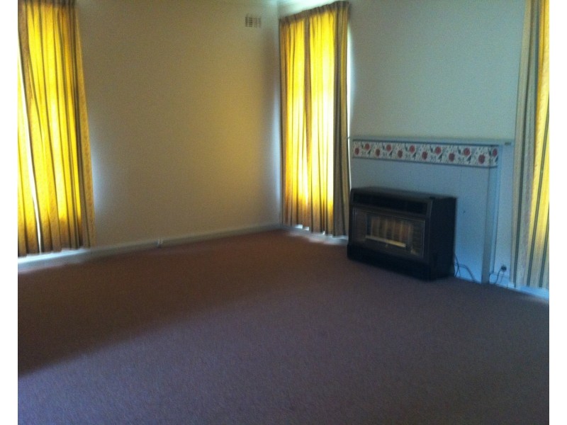 17 Vasey Street, Morwell VIC 3840