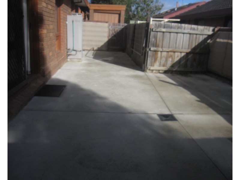 12 Strath Place, Morwell VIC 3840