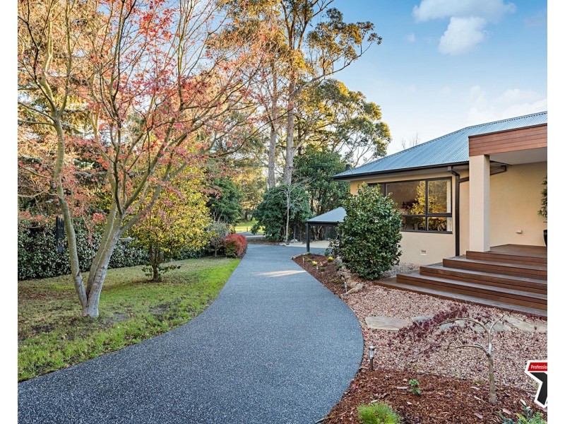 5 West Hill Drive, Mount Evelyn VIC 3796